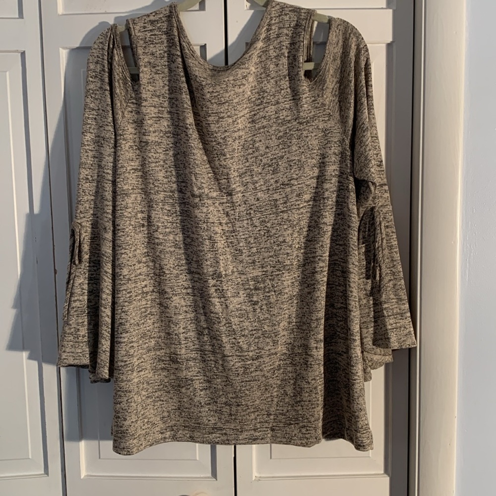 Ashley Stewart Gray & Tan Crew Neck Open Shoulder Sweater EUC - Picture 5 of 8